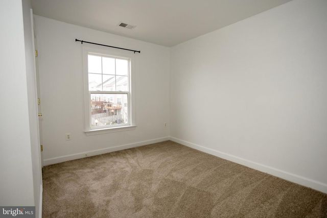 8150 RAINWATER CIR, Manassas, VA 20111