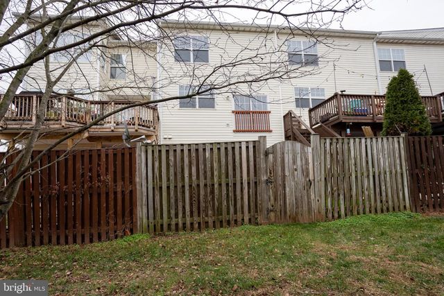 8150 RAINWATER CIR, Manassas, VA 20111