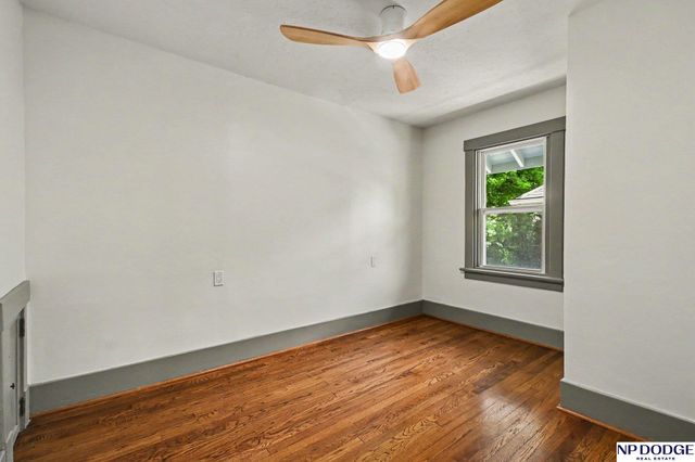 314 S 52 Street, Omaha, NE 68132