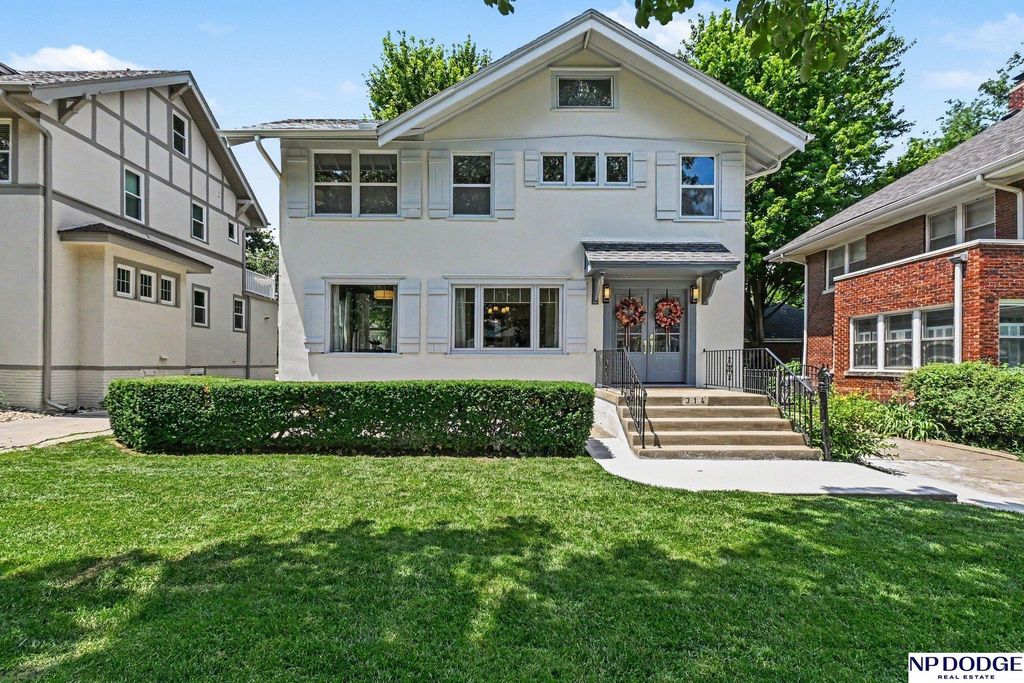 314 S 52 Street, Omaha, NE 68132