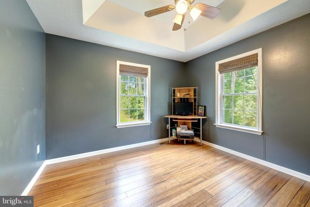 86 IRIS LN, Front Royal, VA 22630