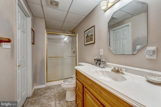86 IRIS LN, Front Royal, VA 22630