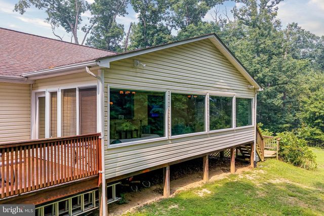 86 IRIS LN, Front Royal, VA 22630