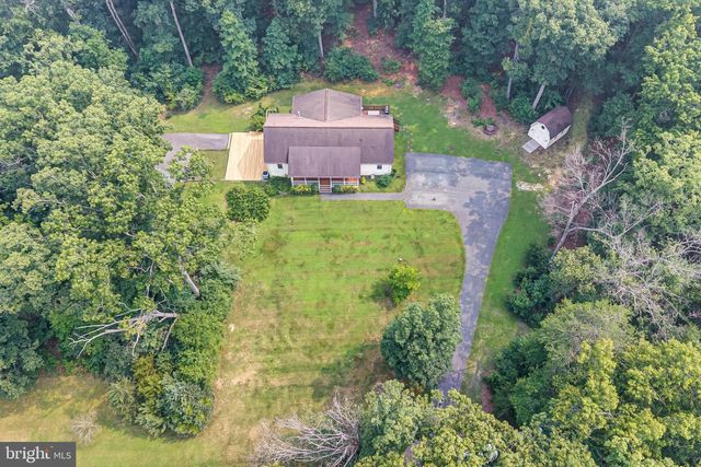 86 IRIS LN, Front Royal, VA 22630