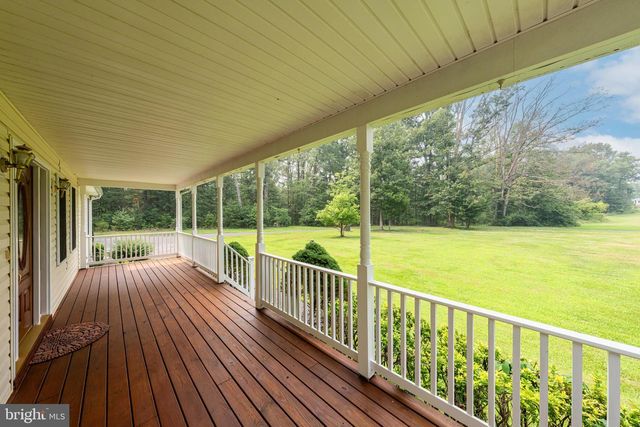 86 IRIS LN, Front Royal, VA 22630