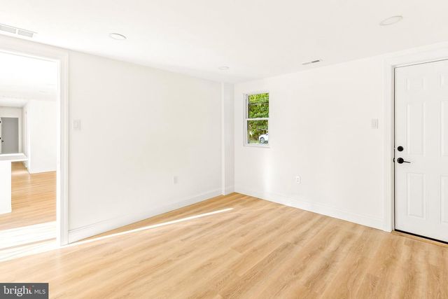 1146 VIOLET AVE, Williamstown, NJ 08094