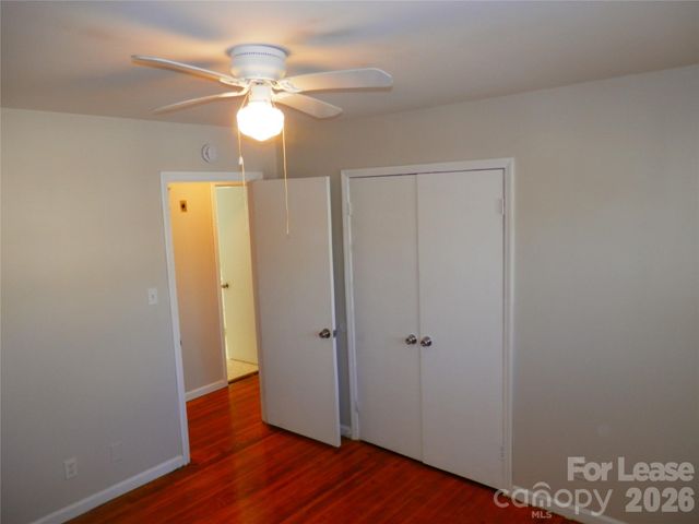815 ECHO GLEN Road, Charlotte, NC 28213