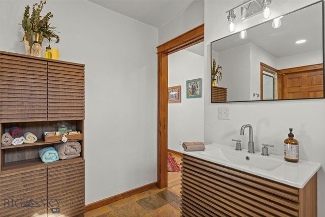 9200 River Road, Bozeman, MT 59718