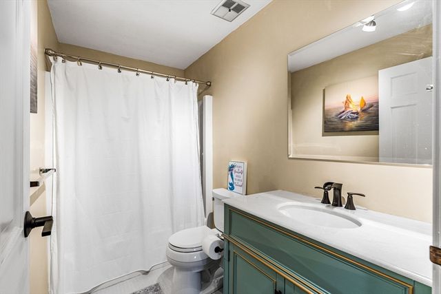 12 Mount Vernon St 44, Melrose, MA 02176