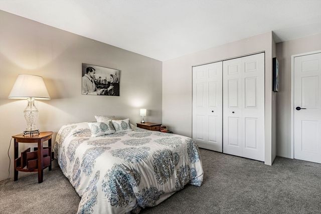 12 Mount Vernon St 44, Melrose, MA 02176