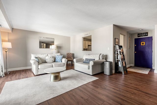 12 Mount Vernon St 44, Melrose, MA 02176