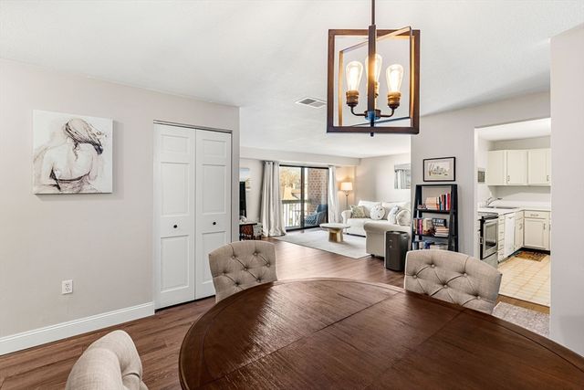 12 Mount Vernon St 44, Melrose, MA 02176