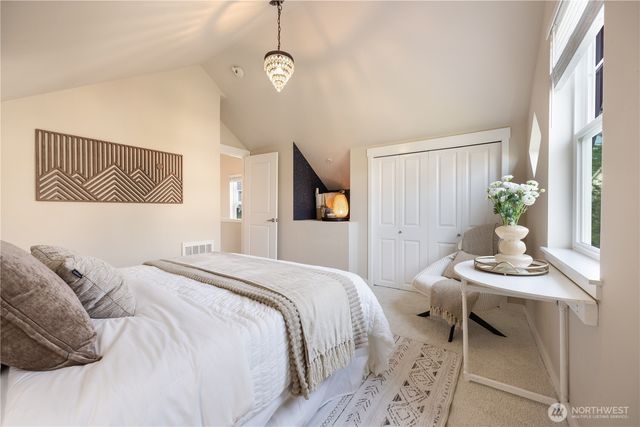 1787 26th Walk NE, Issaquah, WA 98029