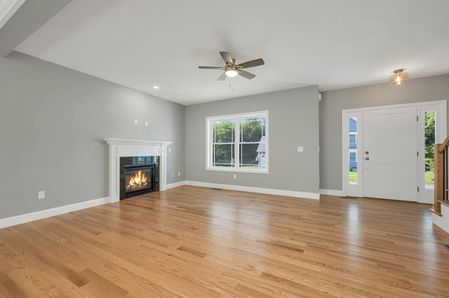 6 Shelburne Lane, Concord, NH 03301