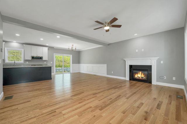 6 Shelburne Lane, Concord, NH 03301