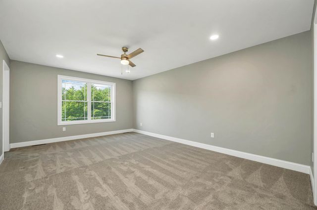 6 Shelburne Lane, Concord, NH 03301