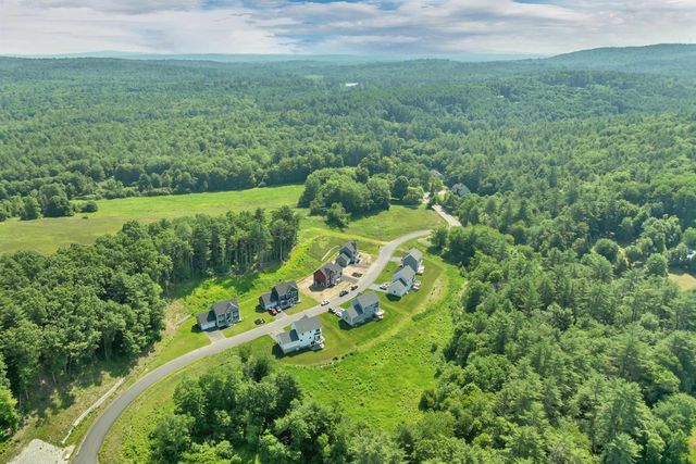 6 Shelburne Lane, Concord, NH 03301