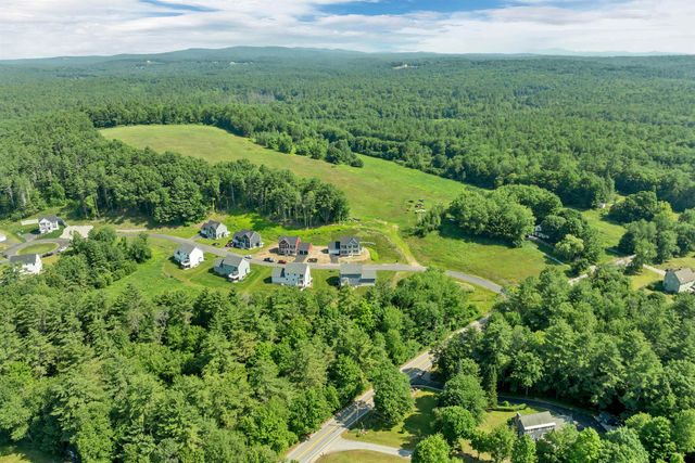 6 Shelburne Lane, Concord, NH 03301