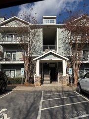 500 Vista Lake Drive 202, Candler, NC 28715