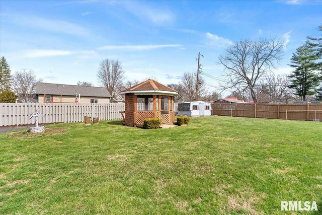 139 WILLOW Road, Rochester, IL 62563