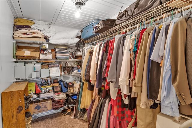 213 Whittier St, Vandergrift, PA 15690