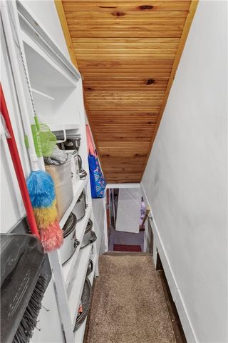 213 Whittier St, Vandergrift, PA 15690