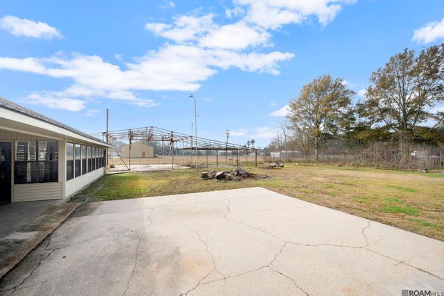 27530 Intracoastal Rd, Plaquemine, LA 70764