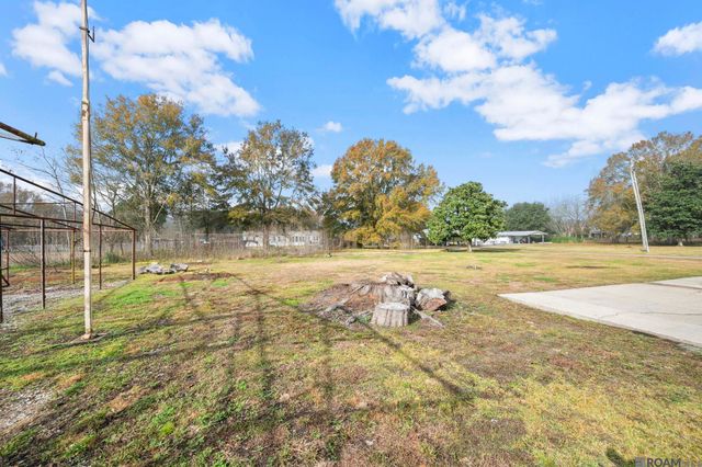 27530 Intracoastal Rd, Plaquemine, LA 70764