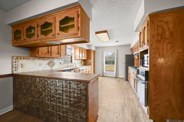 27530 Intracoastal Rd, Plaquemine, LA 70764