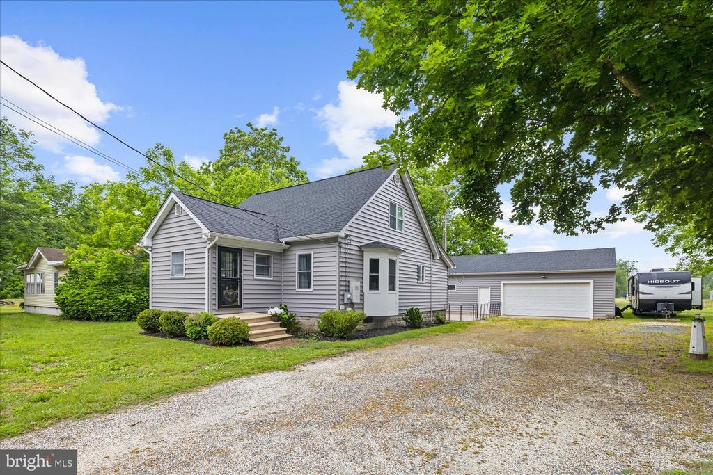 Image 2 of property listing at 11994 CORDOVA RD, Cordova, MD 21625