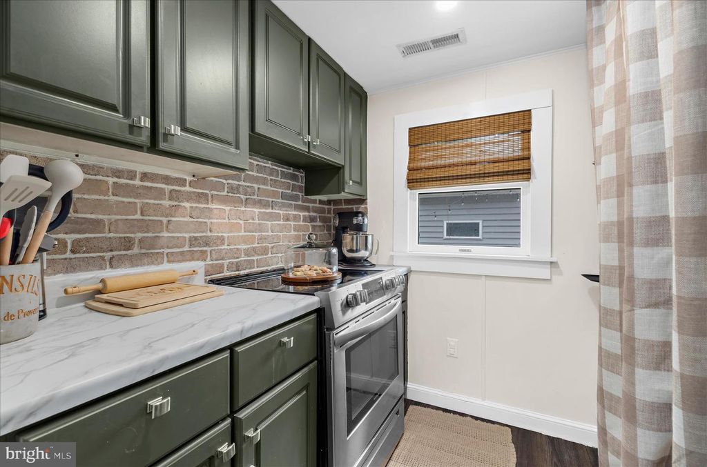 Image 21 of property listing at 11994 CORDOVA RD, Cordova, MD 21625
