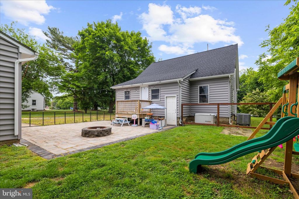 Image 37 of property listing at 11994 CORDOVA RD, Cordova, MD 21625