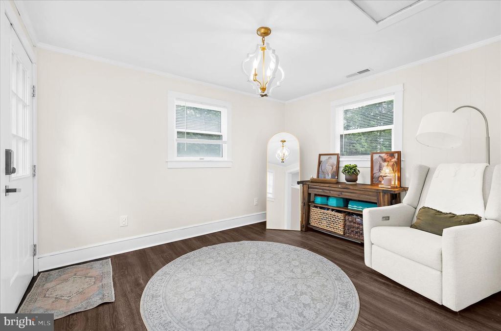 Image 7 of property listing at 11994 CORDOVA RD, Cordova, MD 21625