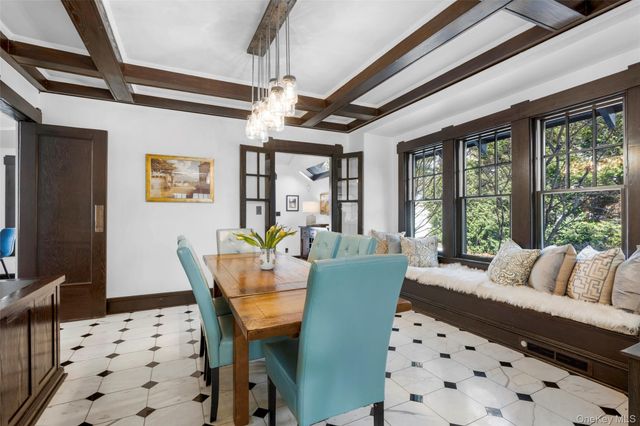 30 Myrtle Boulevard, Larchmont, NY 10538