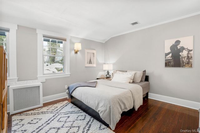 30 Myrtle Boulevard, Larchmont, NY 10538