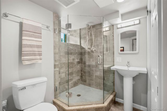 30 Myrtle Boulevard, Larchmont, NY 10538