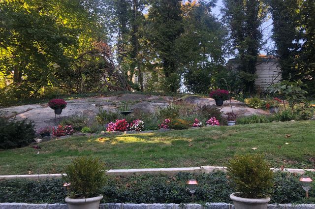 30 Myrtle Boulevard, Larchmont, NY 10538