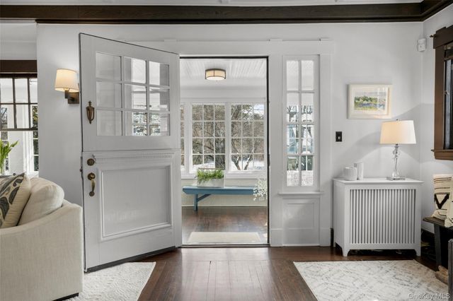 30 Myrtle Boulevard, Larchmont, NY 10538