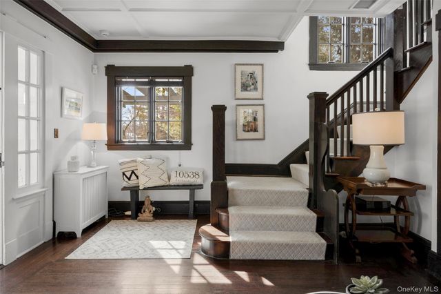 30 Myrtle Boulevard, Larchmont, NY 10538