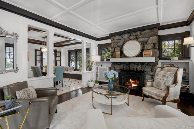 30 Myrtle Boulevard, Larchmont, NY 10538