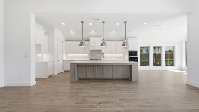 916 River Sky Road, Lavon, TX 75166