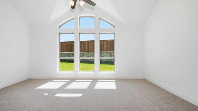 916 River Sky Road, Lavon, TX 75166