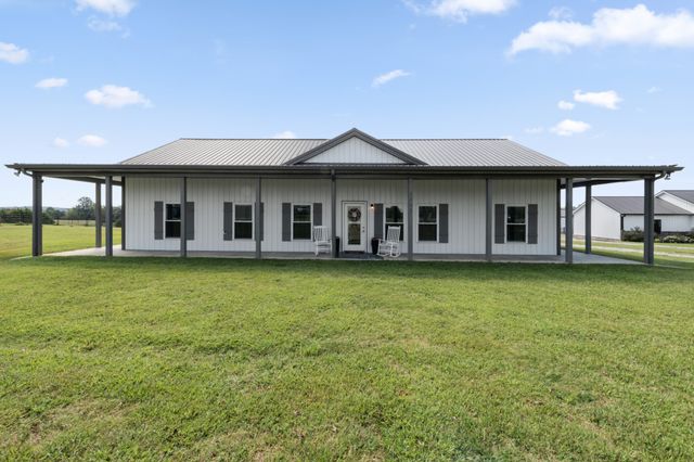 1195 Highway 52, E, Portland, TN 37148