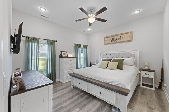 1195 Highway 52, E, Portland, TN 37148