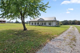 1195 Highway 52, E, Portland, TN 37148