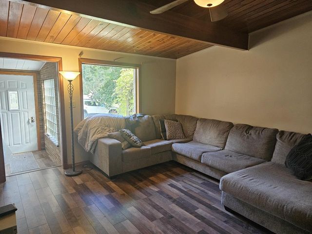 1008 N 23rd STREET, Manitowoc, WI 54220