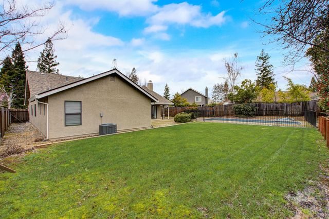 1242 Busselton Way, El Dorado Hills, CA 95762