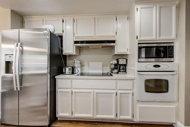 1242 Busselton Way, El Dorado Hills, CA 95762