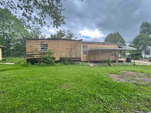921 Napoleon St, Baton Rouge, LA 70802