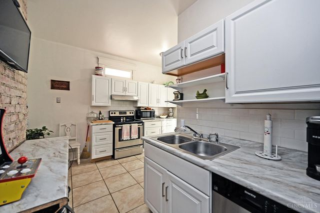 1915 W Fork Road, Cincinnati, OH 45223